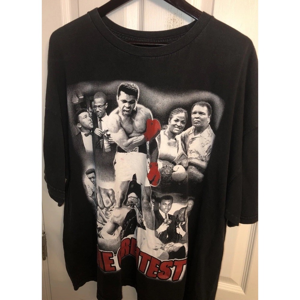 Muhammad Ali "The Greatest"  Graphic Black T-Shirt. 2 XL. 25.5" P2P. 29" Length